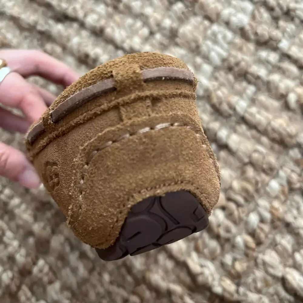 UGG Kids Suede Moccasin Slippers Brown Shearling Lined Shoes Size 1 EUC